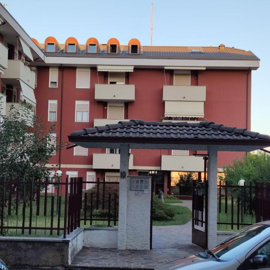 Loft Mansardato مونزا المظهر الخارجي الصورة